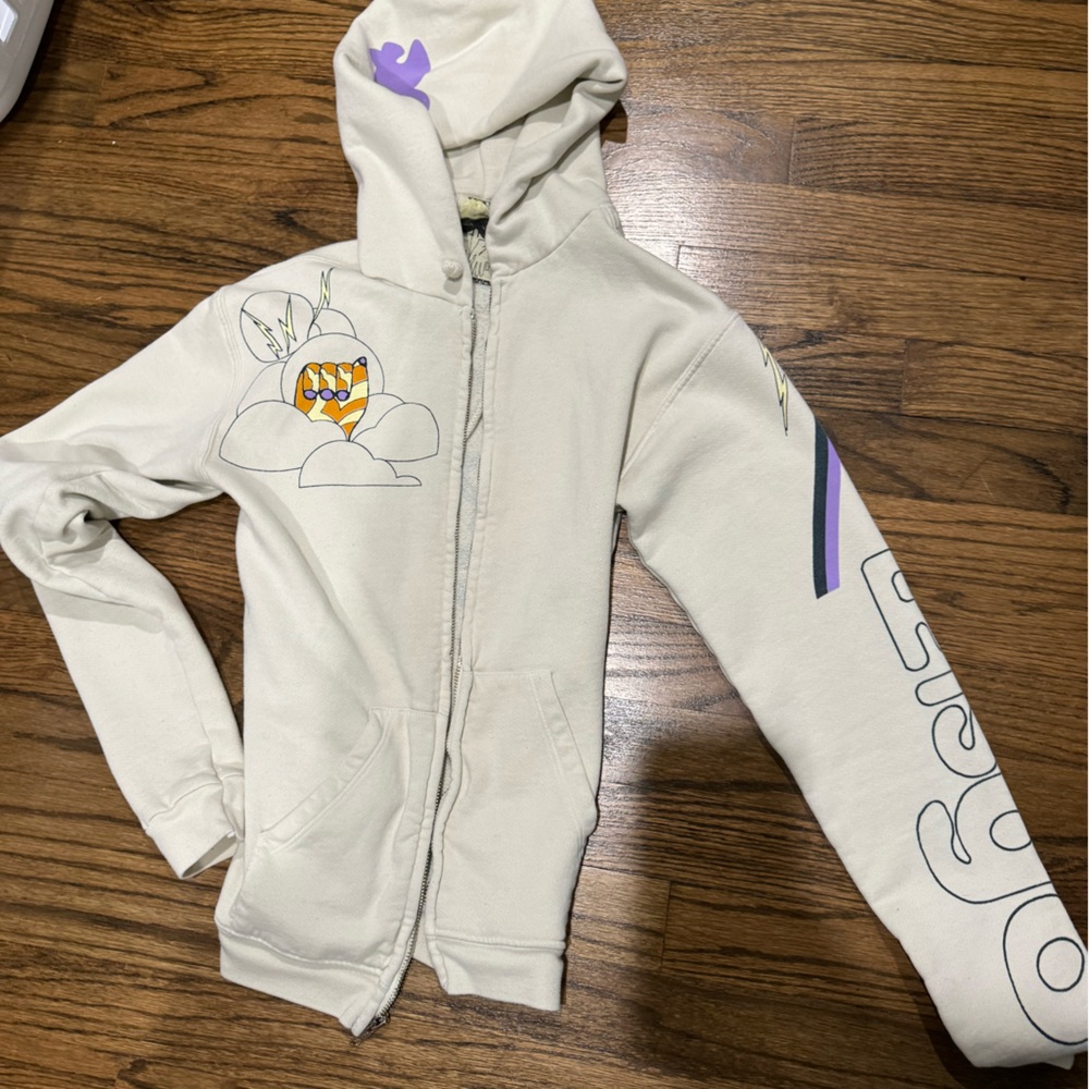 Free city size 1 women’s zip up